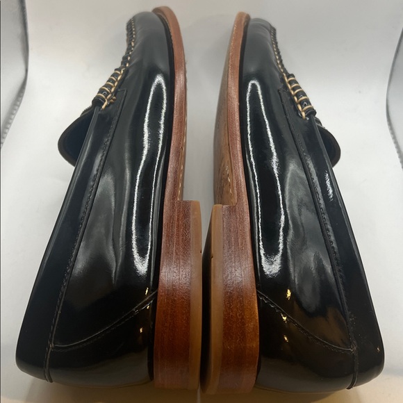 Weejuns G.H.Bass Black patent Leather Loafers - Picture 9 of 11